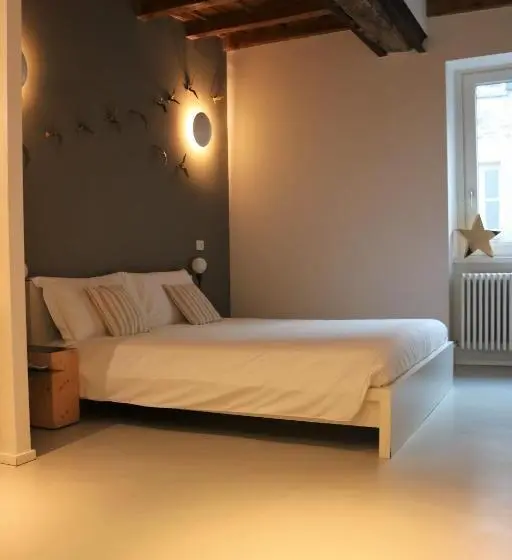 اتاق استاندارد, New Fontana Rooms