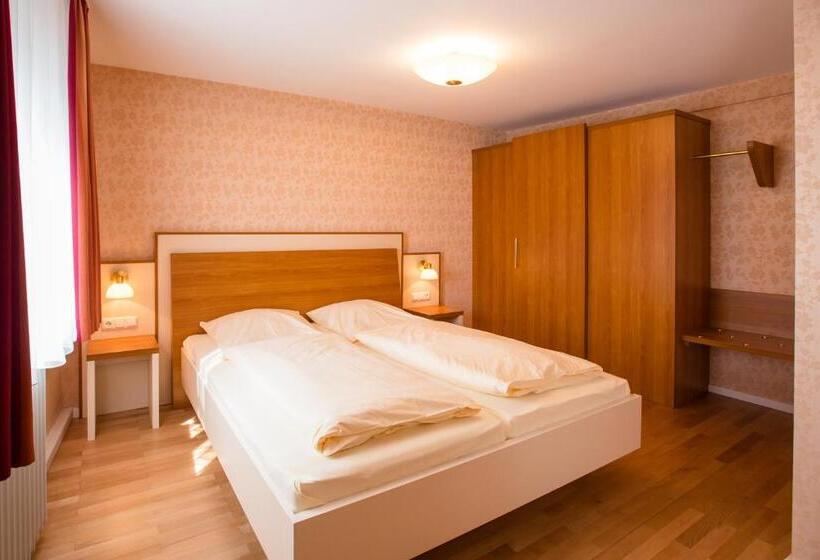 コンフォートルーム, Gasthof Goldener Greifen