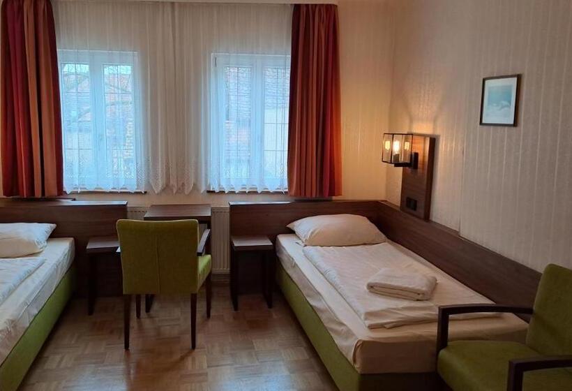 スタンダードルーム, Gasthof Goldener Greifen