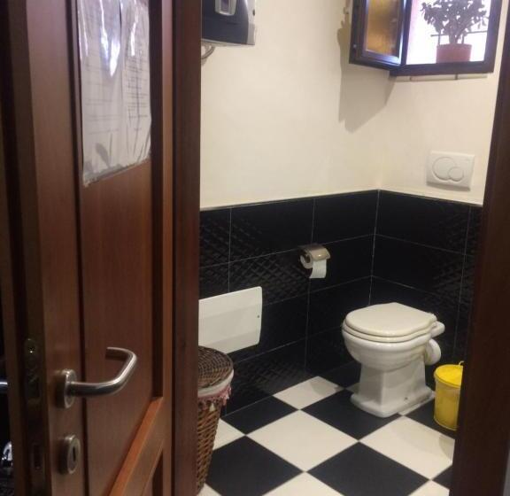 Aile Odası, Guest House La Corte Normanna