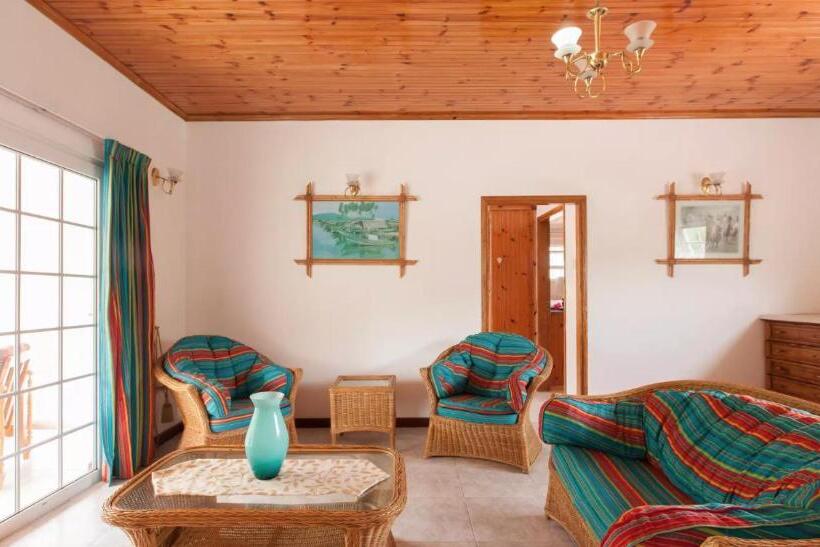 اتاق سوپریور با تخت بزرگ, Villa Confort