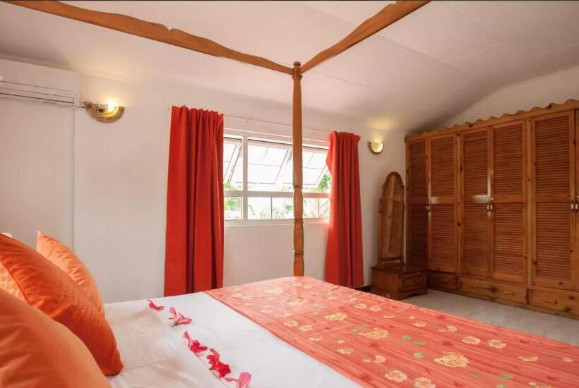 اتاق سوپریور با تخت بزرگ, Villa Confort