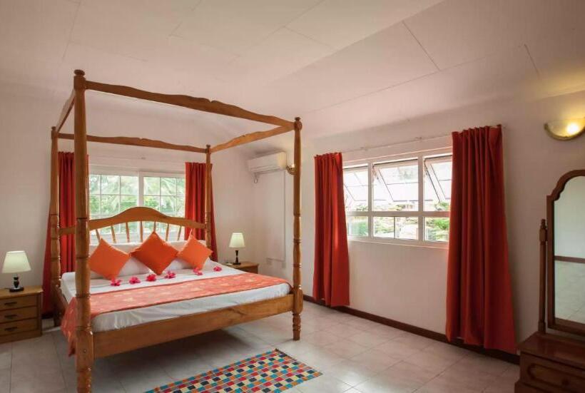 اتاق سوپریور با تخت بزرگ, Villa Confort