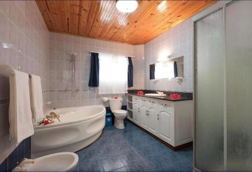 اتاق خانوادگی, Villa Confort