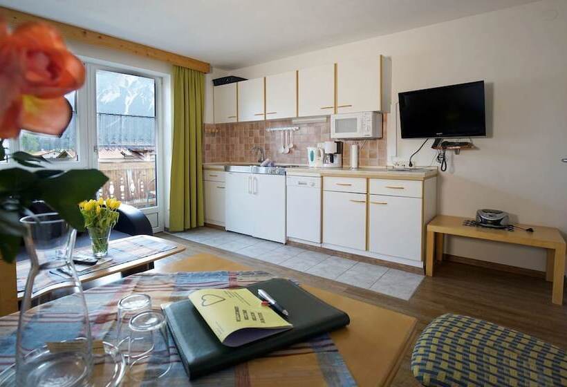 2-Bedroom Classic Apartment, Alpenstern Rooms & Suites