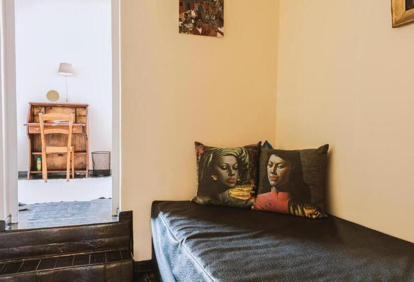 سوییت, La Rose B&b