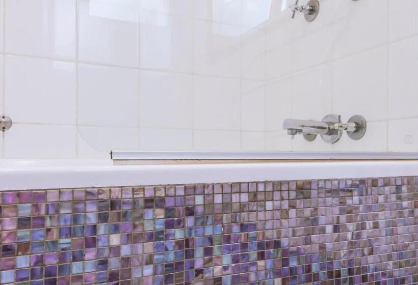 اتاق استاندارد, La Rose B&b