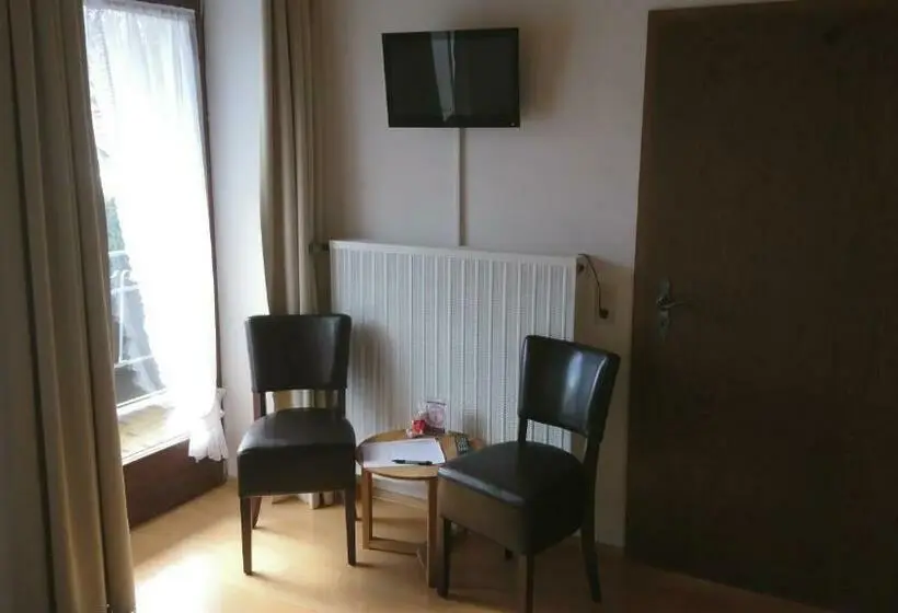 バルコニー付きスタンダードルーム, Pension Bergblick