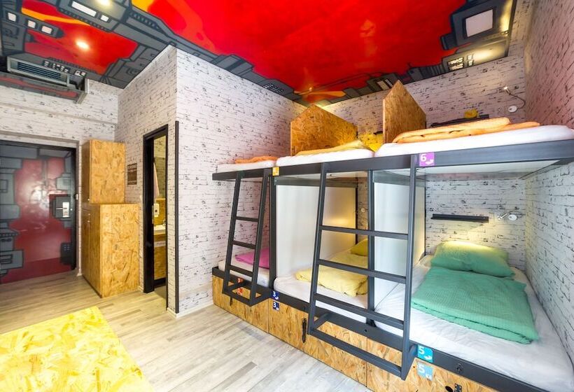 تختخواب در اتاق مشترک, Chillout Hostel Zagreb