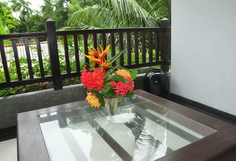 اتاق لوکس با بالکن, Green Villa Unawatuna
