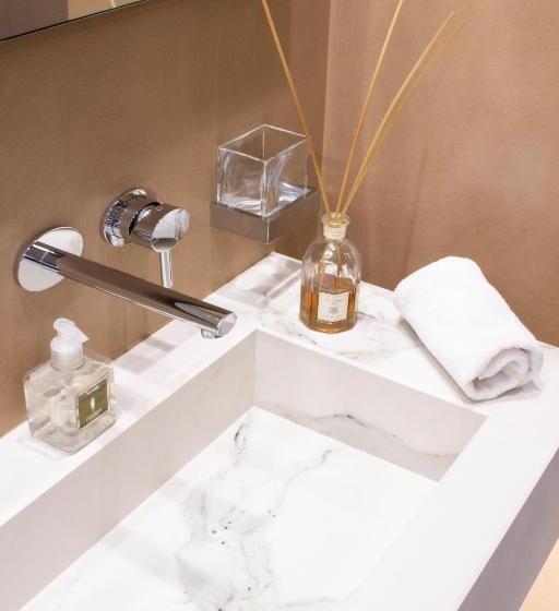 سوییت جونیور, Le Quattro Dame Luxury Suites