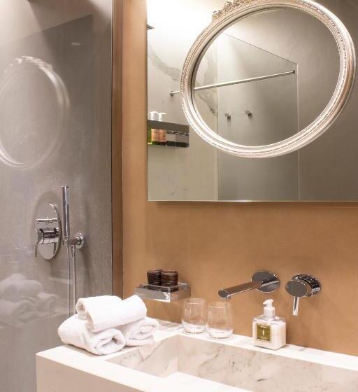 سوییت جونیور, Le Quattro Dame Luxury Suites