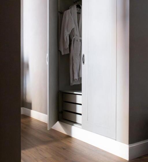 سوییت جونیور لوکس, Le Quattro Dame Luxury Suites