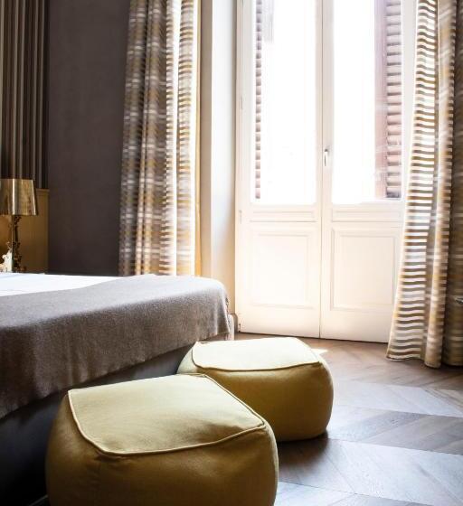 اتاق لوکس, Le Quattro Dame Luxury Suites