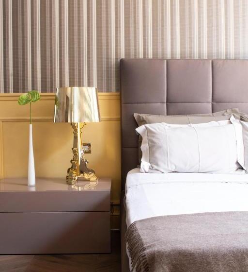 اتاق لوکس, Le Quattro Dame Luxury Suites