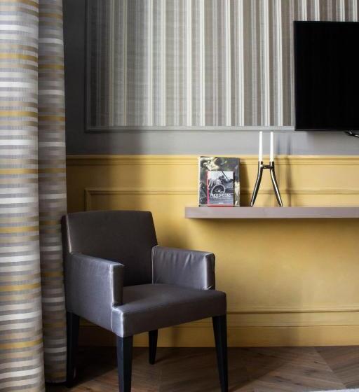 اتاق لوکس, Le Quattro Dame Luxury Suites