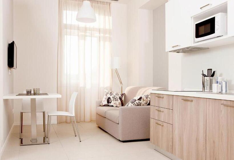 1 Bedroom Apartment City View, Palazzo Talenti 1907