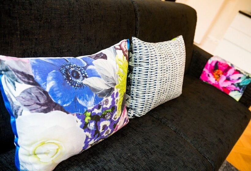 Comfort Appartement met 2 Slaapkamers, Smartflats Design  Grandplace
