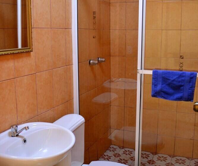 سوییت لوکس, Bocas Reef