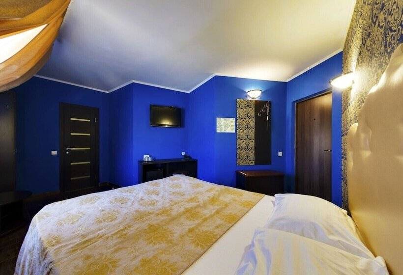 スイート, Marton Villa Rio