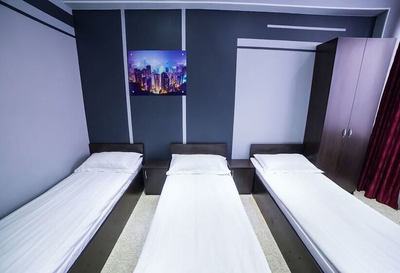 اتاق استاندارد سه نفره, City