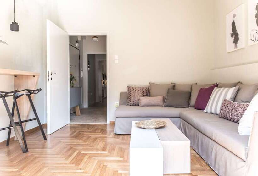 1 Sovrums Lägenhet med Balkong, Muses Residence