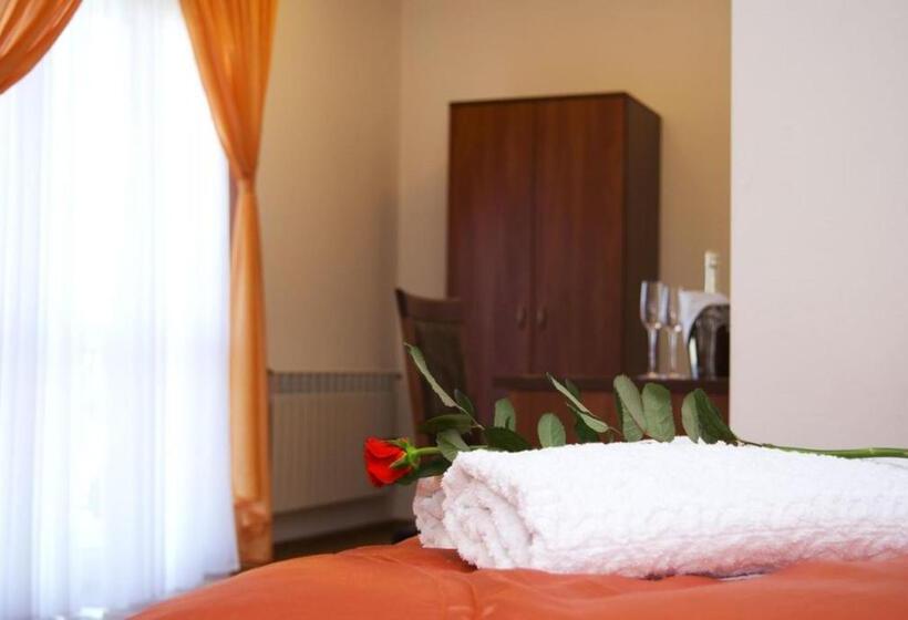 اتاق استاندارد سه نفره, Czerwone Wierchy   Sauna I Jacuzzi Wliczone W Cenę Pobytu!