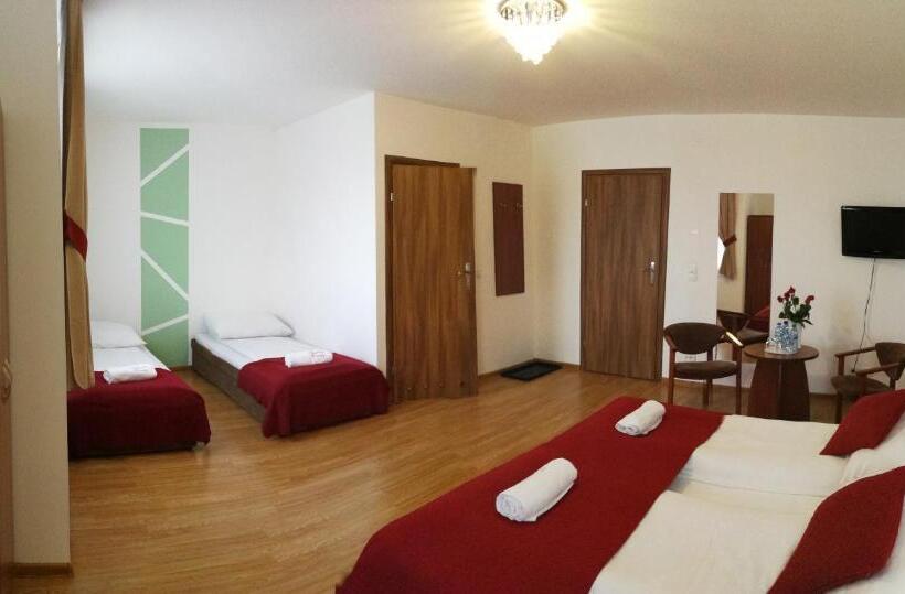 اتاق استاندارد چهار تخته, Czerwone Wierchy   Sauna I Jacuzzi Wliczone W Cenę Pobytu!