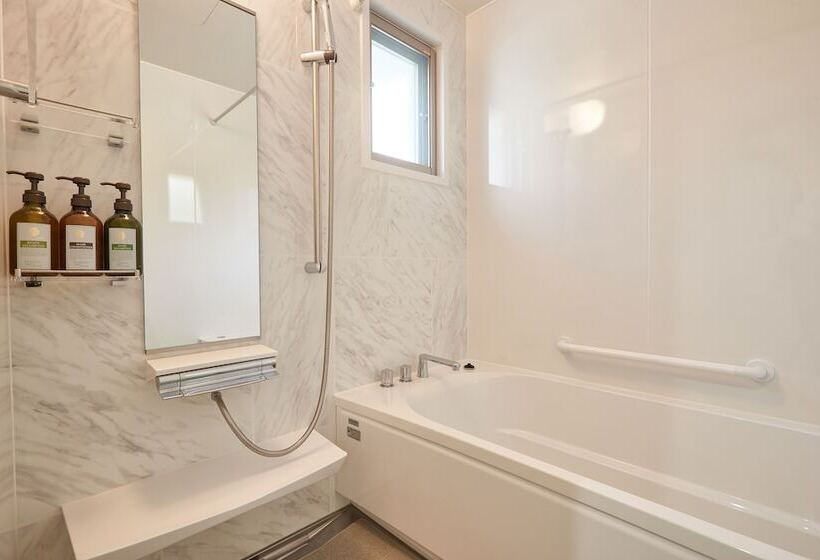 וילה בת חדר שינה 1, The Pool Resort Okinawa