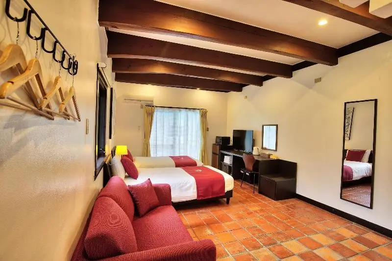 デラックスの４人部屋, The Pool Resort Okinawa