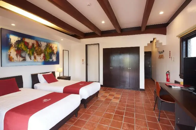 デラックスの４人部屋, The Pool Resort Okinawa