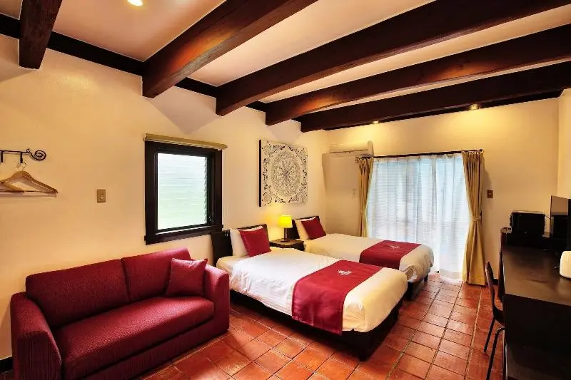 デラックスの４人部屋, The Pool Resort Okinawa