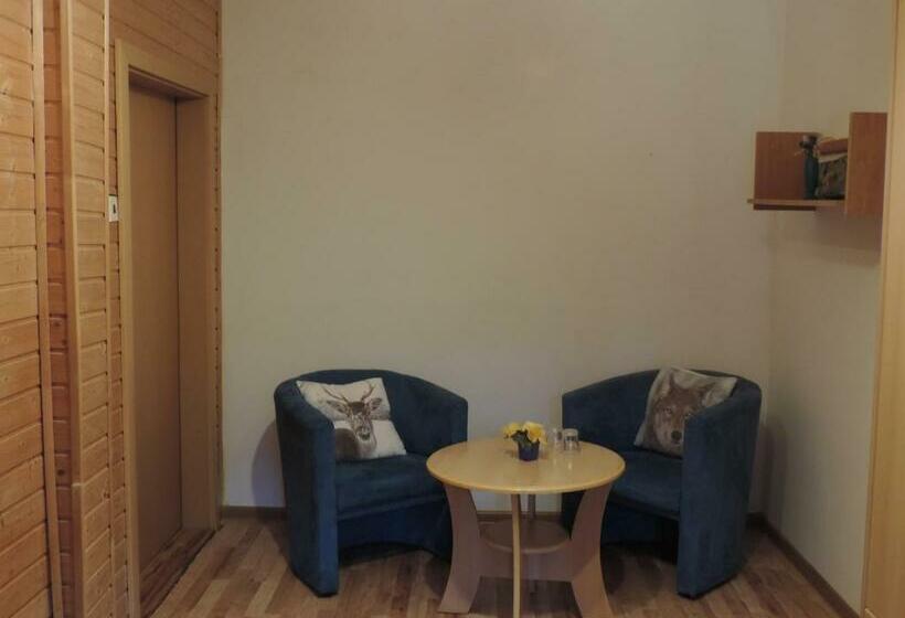 اتاق استاندارد, Western Penzion