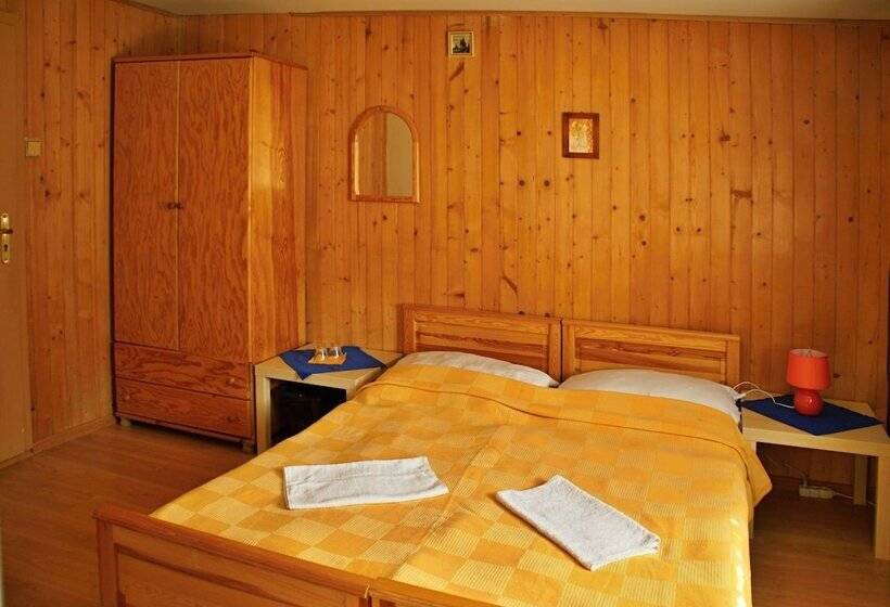 اتاق استاندارد, Western Penzion