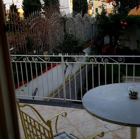 اتاق استاندارد, Pompeii Ruins De Charme B&b