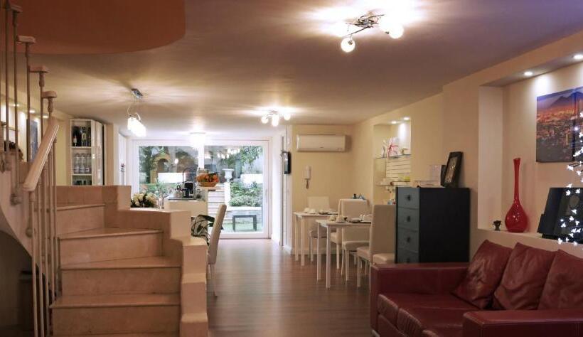 سوییت لوکس, Pompeii Ruins De Charme B&b