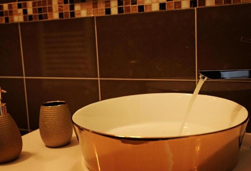 سوییت لوکس, Pompeii Ruins De Charme B&b