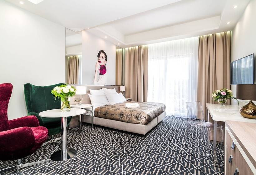 اتاق استاندارد, Atelia