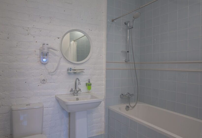 デラックスルーム, Metropolis