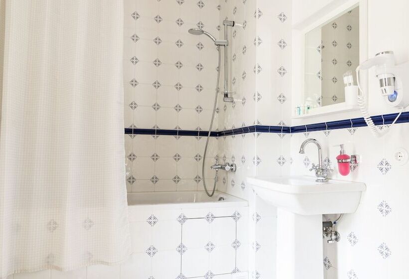 スーペリアールーム, Metropolis