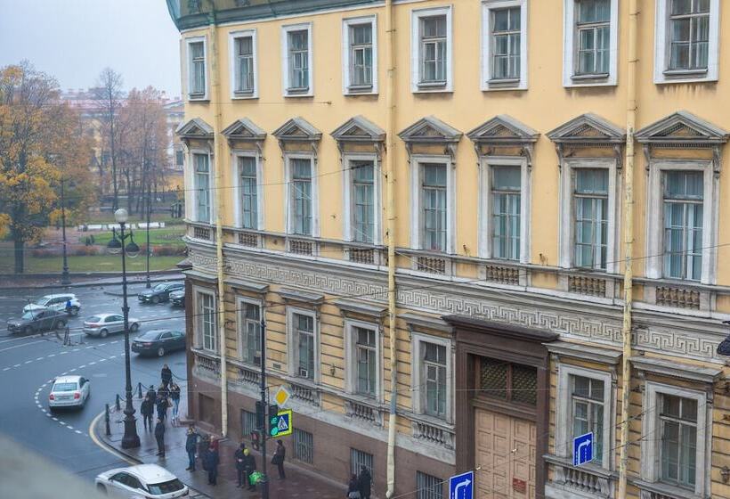 スーペリアールーム, Metropolis