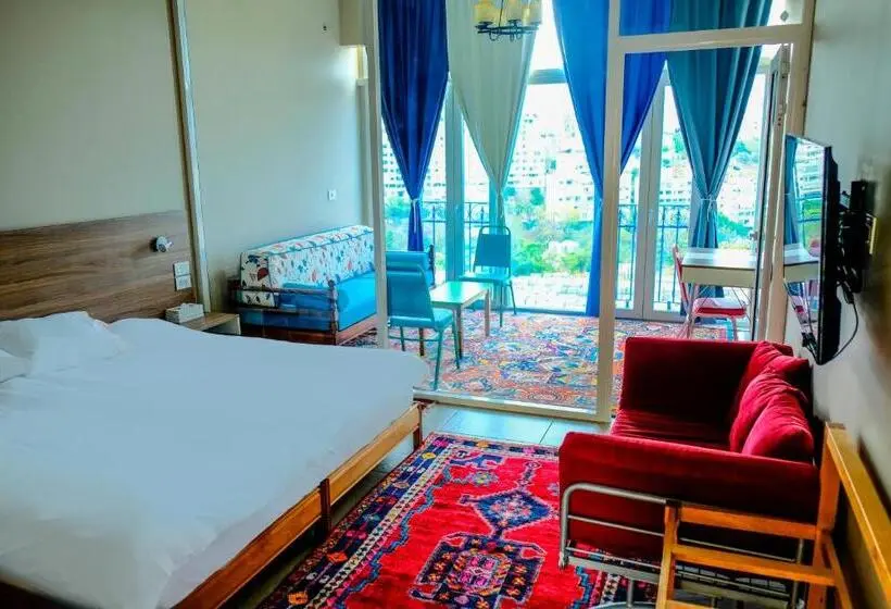 اتاق سوپریور, Damask Rose, Lebanese Guest House