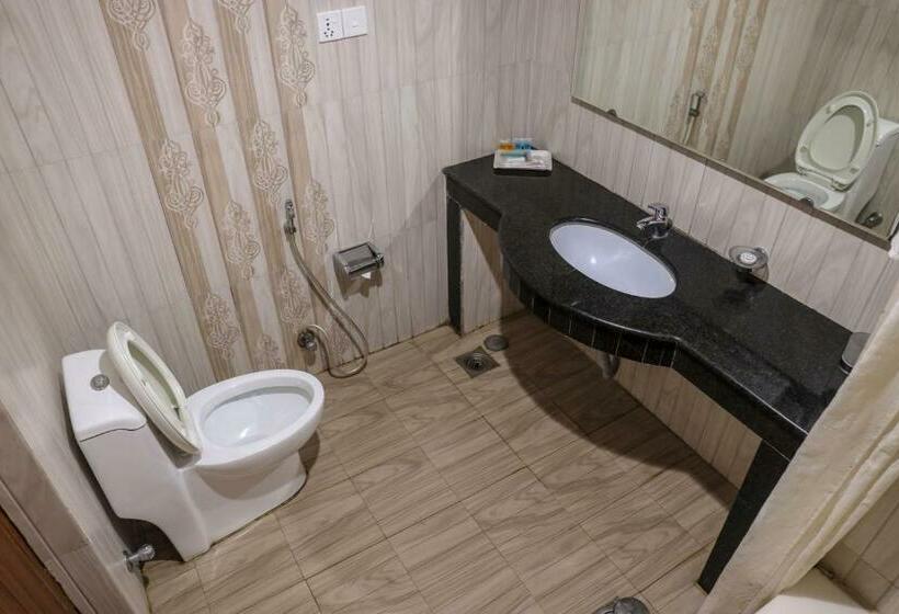 اتاق لوکس خانوادگی, Bharatpur Garden Resort