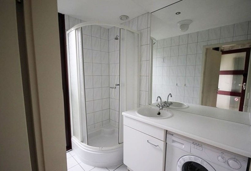 بنجلو قياسى, Vakantiepark Hof Van Zeeland