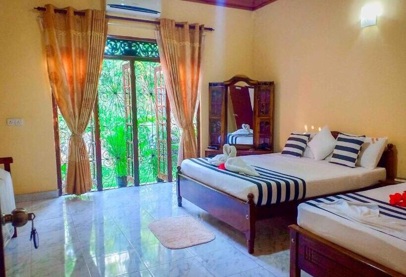Quarto Triplo Deluxe, Sigiri Thilanka Rest Sigiriya