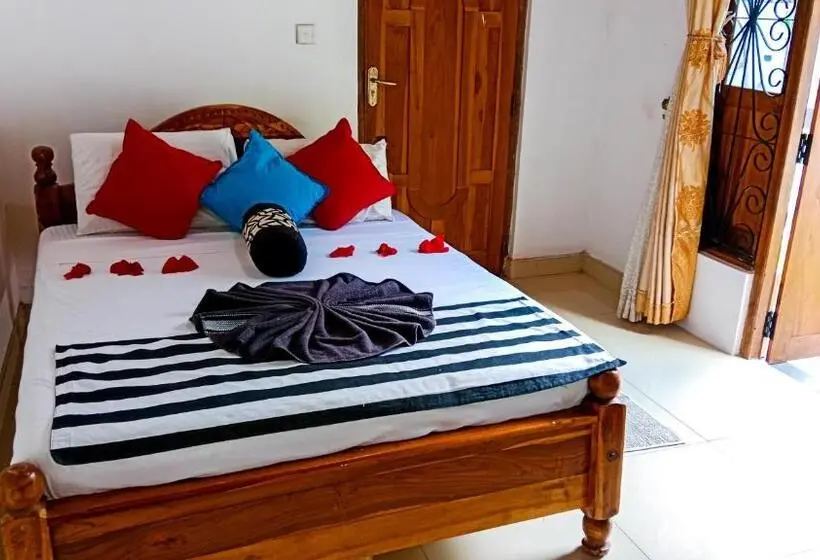 デラックスルーム, Sigiri Thilanka Rest Sigiriya