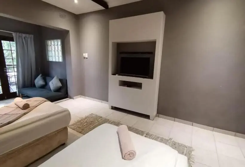 ガーデンビューデラックスルーム, Umtamvuna River Lodge