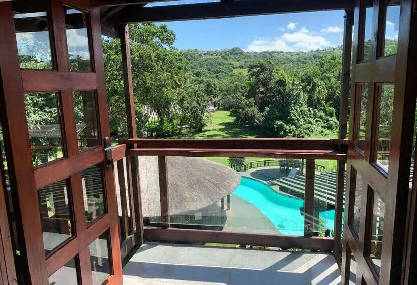 1 Bedroom Apartment Lake View, Umtamvuna River Lodge