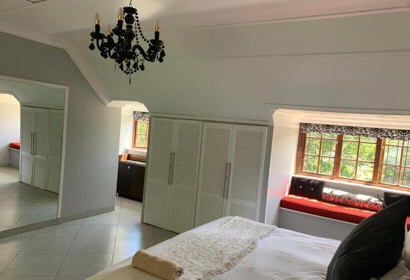 1 Bedroom Apartment Lake View, Umtamvuna River Lodge