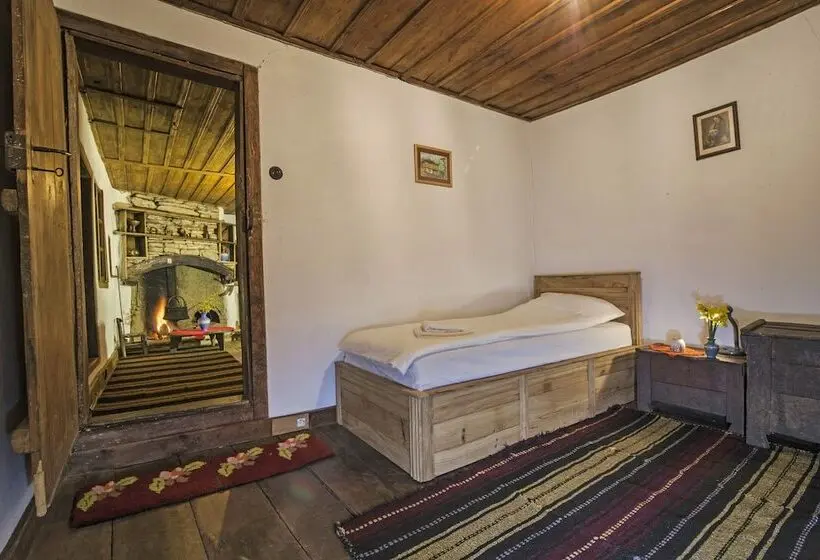 ４ベッドルームハウス, Karashka   Vacation Home